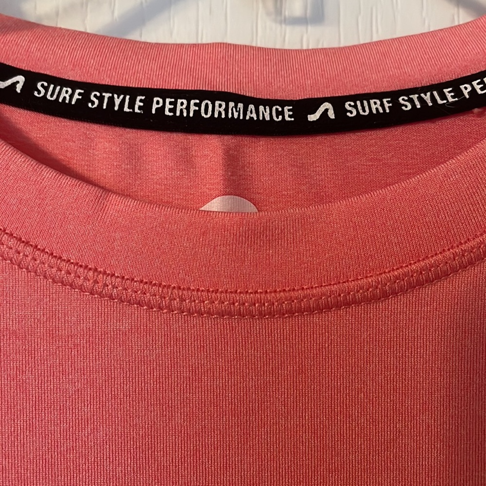 Surf Style Performance Shirt - Picture 3 of 9